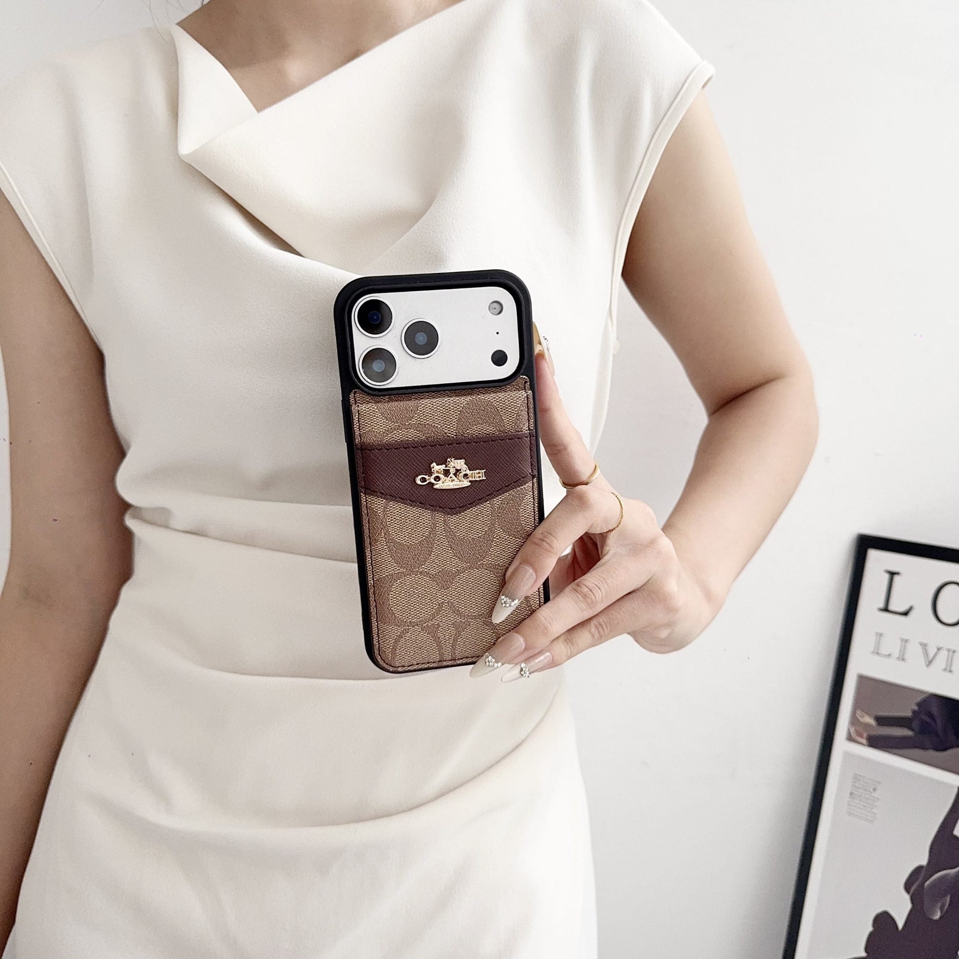 Card Holder Coach iPhone Case for iPhone 17 Series